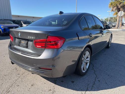 2016 BMW 328 328i