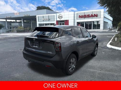 Gun Metallic 2025 Nissan Kicks S