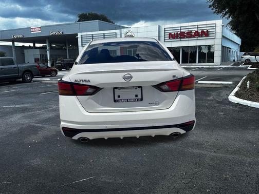 2025 Nissan Altima 2.5 SL