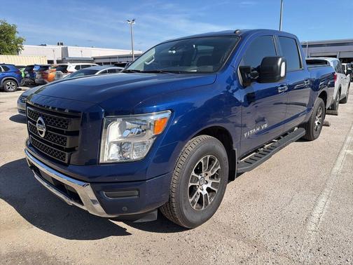 Deep Blue Pearl Metallic 2020 Nissan Titan SV
