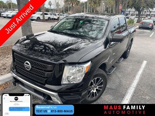 2022 Nissan Titan SV