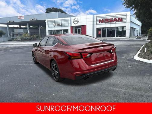 2023 Nissan Altima SR FWD