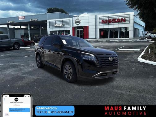 2026 Nissan Pathfinder SV