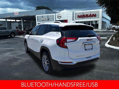 Summit White 2024 GMC Terrain SLT