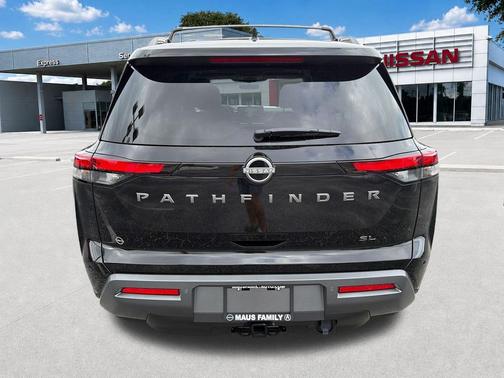 Super Black 2026 Nissan Pathfinder SL