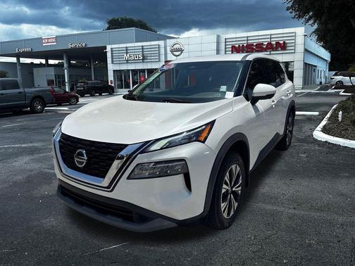 Pearl White Tricoat 2021 Nissan Rogue SV
