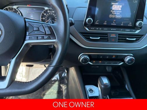 2025 Nissan Altima SR FWD