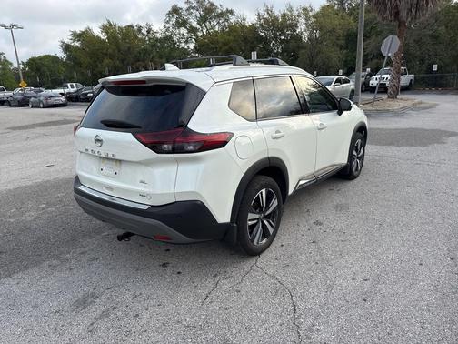 2021 Nissan Rogue SL