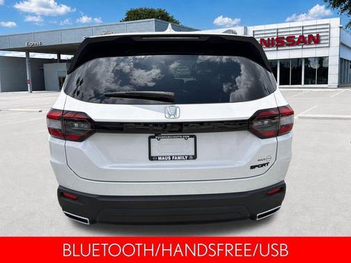 Platinum White Pearl 2025 Honda Pilot Sport