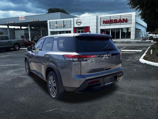 2026 Nissan Pathfinder S