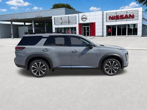Boulder Gray Pearl 2026 Nissan Pathfinder Platinum
