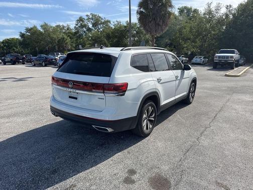 2024 Volkswagen Atlas 2.0T SE
