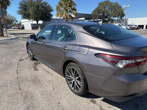 2023 Toyota Camry XLE
