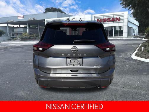 2025 Nissan Rogue SL