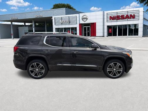 Iridium Metallic 2018 GMC Acadia Denali