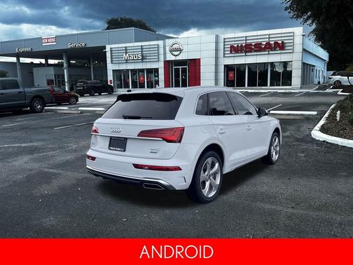 2022 Audi Q5 45 S line Prestige