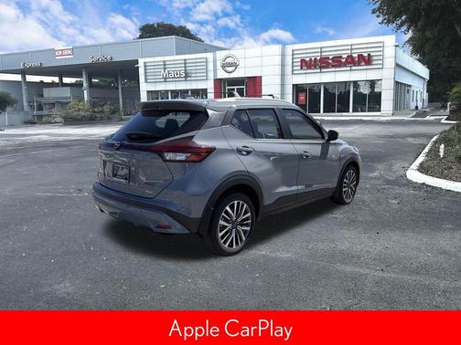 2022 Nissan Kicks SV