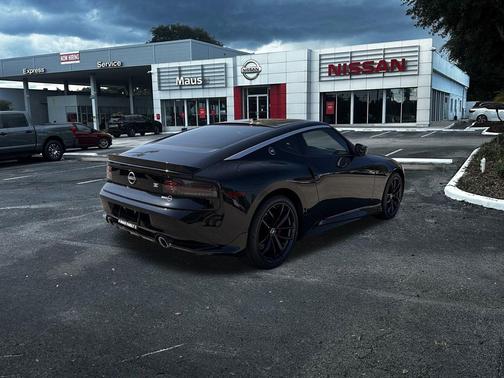 Black Diamond Pearl 2026 Nissan Z Performance