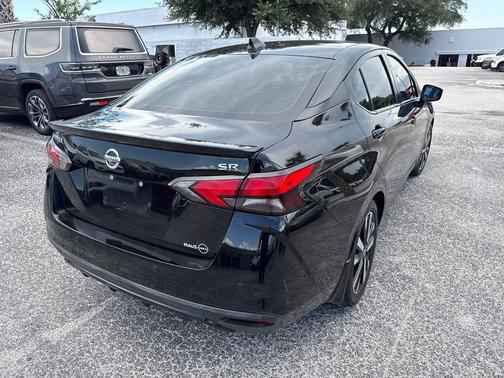 Super Black 2021 Nissan Versa 1.6 S