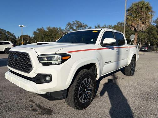 2022 Toyota Tacoma TRD Sport