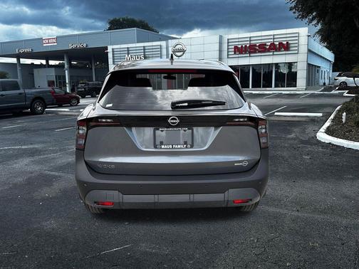 Gun Metallic 2026 Nissan Kicks S