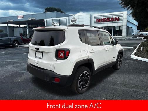 Alpine White Clearcoat 2023 Jeep Renegade Upland