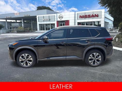 Super Black 2021 Nissan Rogue SV