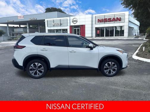 2022 Nissan Rogue SV