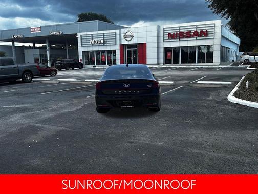 Phantom Black 2022 Hyundai SONATA SEL Plus