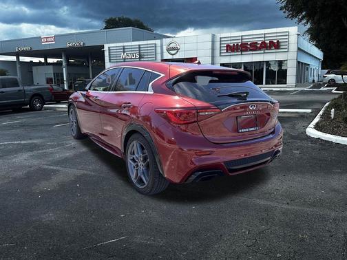 2018 INFINITI QX30 SPORT