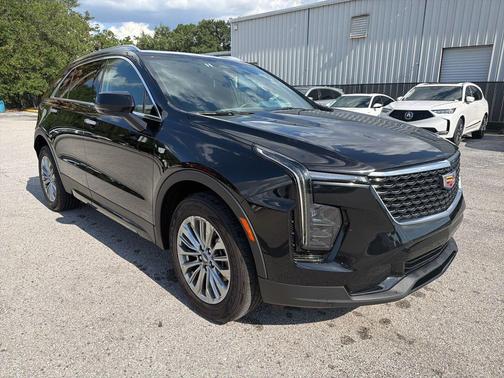 Stellar Black Metallic 2024 Cadillac XT4 Premium Luxury