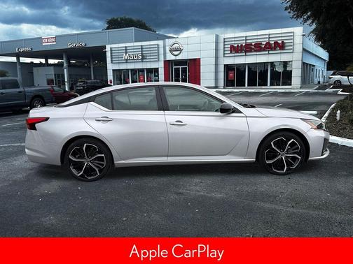 Brilliant Silver Metallic 2024 Nissan Altima SR FWD