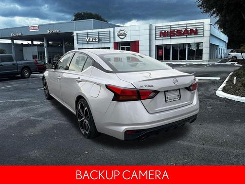 Brilliant Silver Metallic 2024 Nissan Altima SR FWD