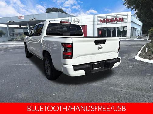 2025 Nissan Frontier SV