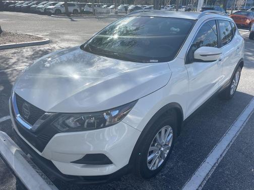 2020 Nissan Rogue Sport SV