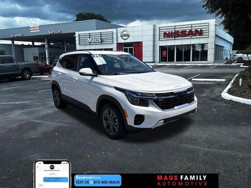 Snow White Pearl 2024 Kia Seltos S