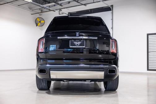 Black Diamond 2022 Rolls-Royce Cullinan