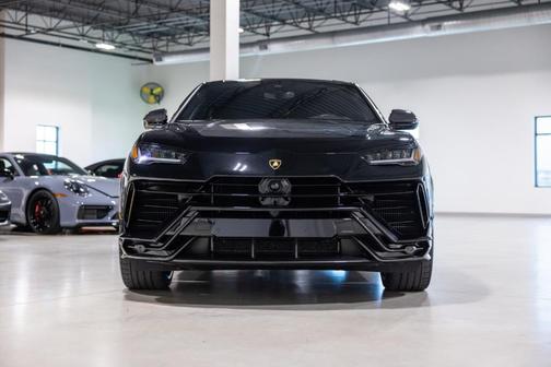 Nero Helene Metallic 2024 Lamborghini Urus PERFORMANTE-NERO HELENE-FULL EXTERIOR