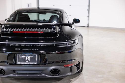 2024 Porsche 911 Carrera