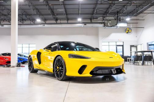2023 McLaren GT Base