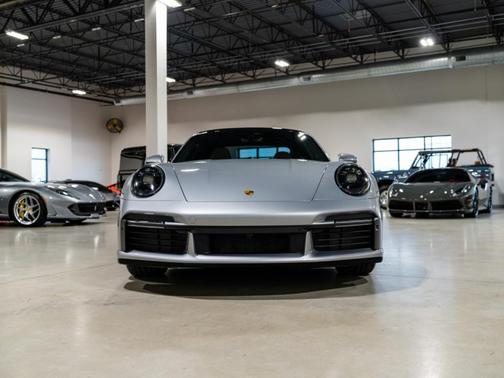 2021 Porsche 911 Turbo