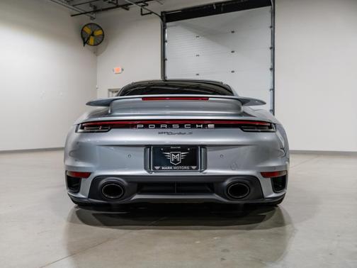 2021 Porsche 911 Turbo