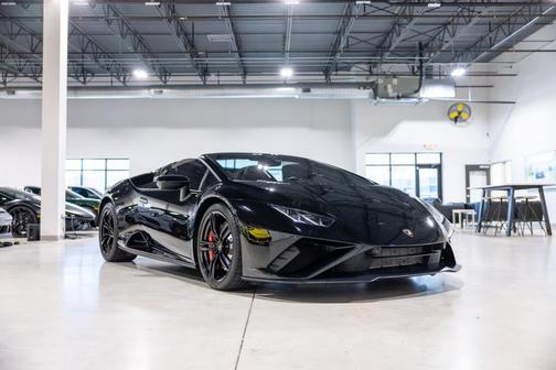2020 Lamborghini Huracan EVO Base