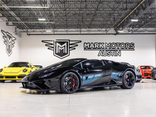 2020 Lamborghini Huracan EVO Base