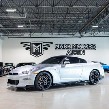 2024 Nissan GT-R Premium