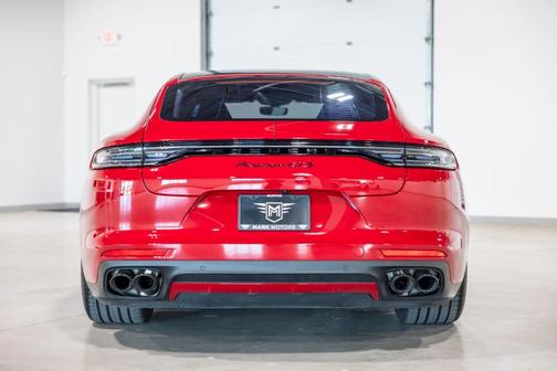 2023 Porsche Panamera GTS