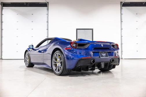2019 Ferrari 488 Spider Base