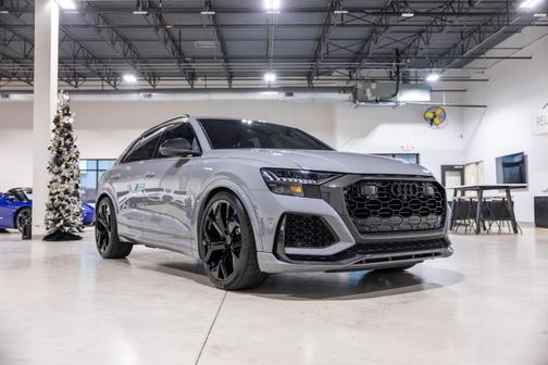 2024 Audi RS Q8 4.0T quattro
