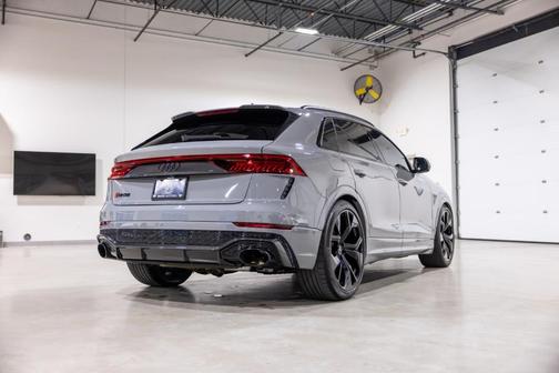 2024 Audi RS Q8 4.0T quattro