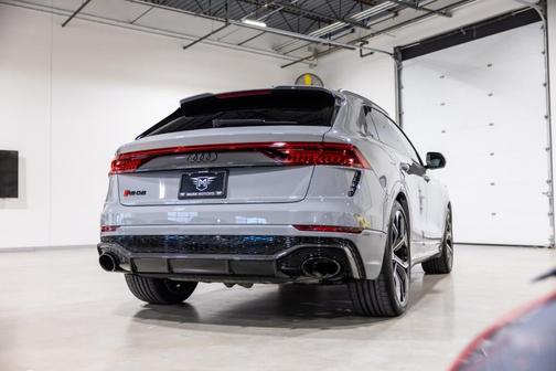 2024 Audi RS Q8 4.0T quattro